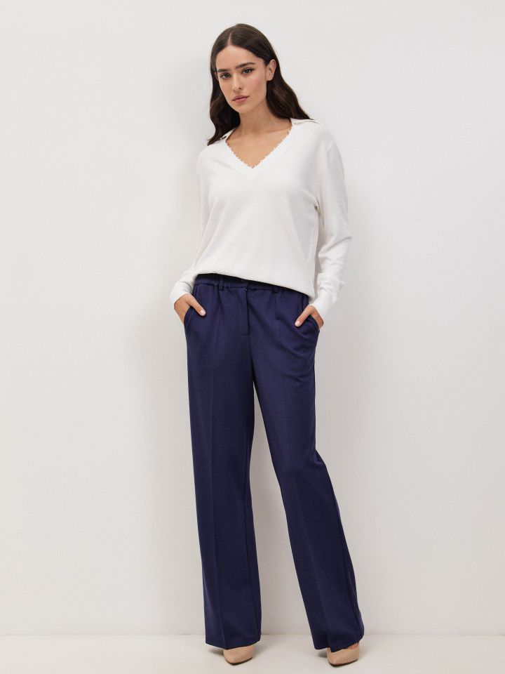 סריג צוארון שילוב דמוי פנינים בצבע אופוויט