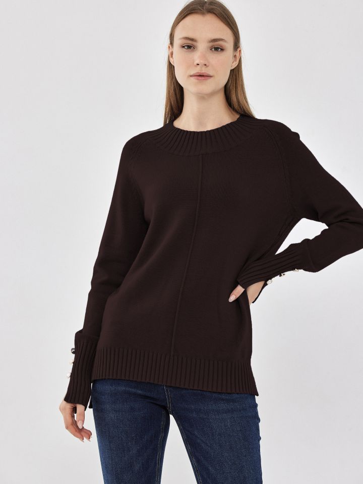 סריג חצי גולף כפתורים בשרוול בצבע חום