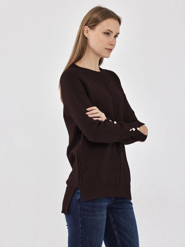 סריג חצי גולף כפתורים בשרוול בצבע חום