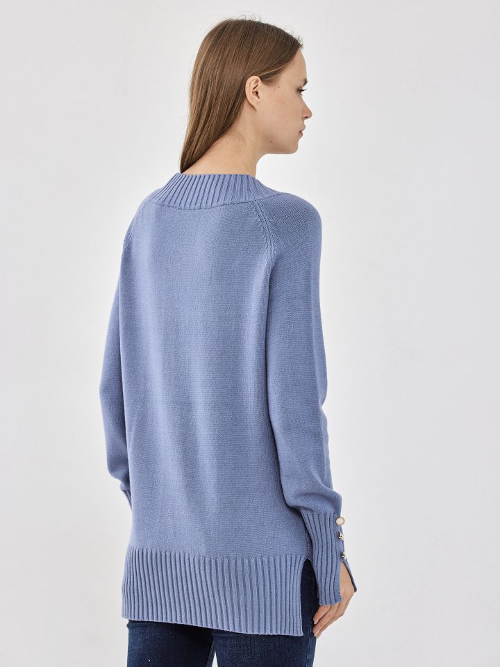 סריג חצי גולף כפתורים בשרוול בצבע תכלת