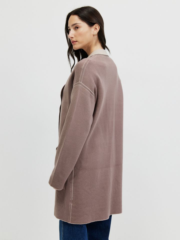 עליונית סריג בצבע מוקה