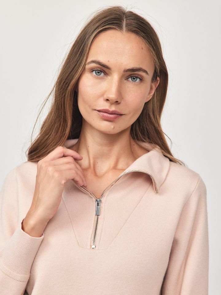 סריג גולף ורוכסן בצבע שנהב