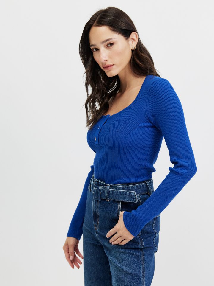 סריג מחשוף כפתורים PROMO בצבע כחול רויאל