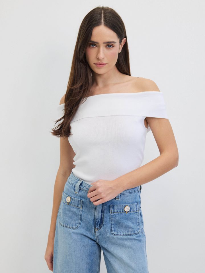 סריג וולן ALONA בצבע לבן