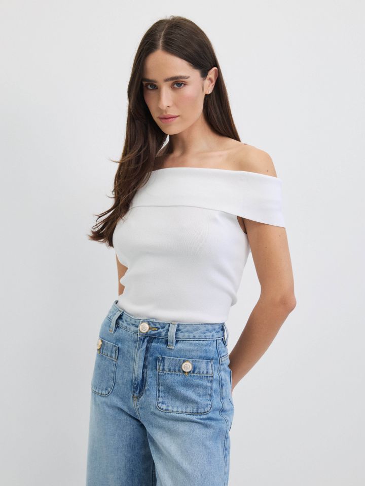 סריג וולן ALONA בצבע לבן