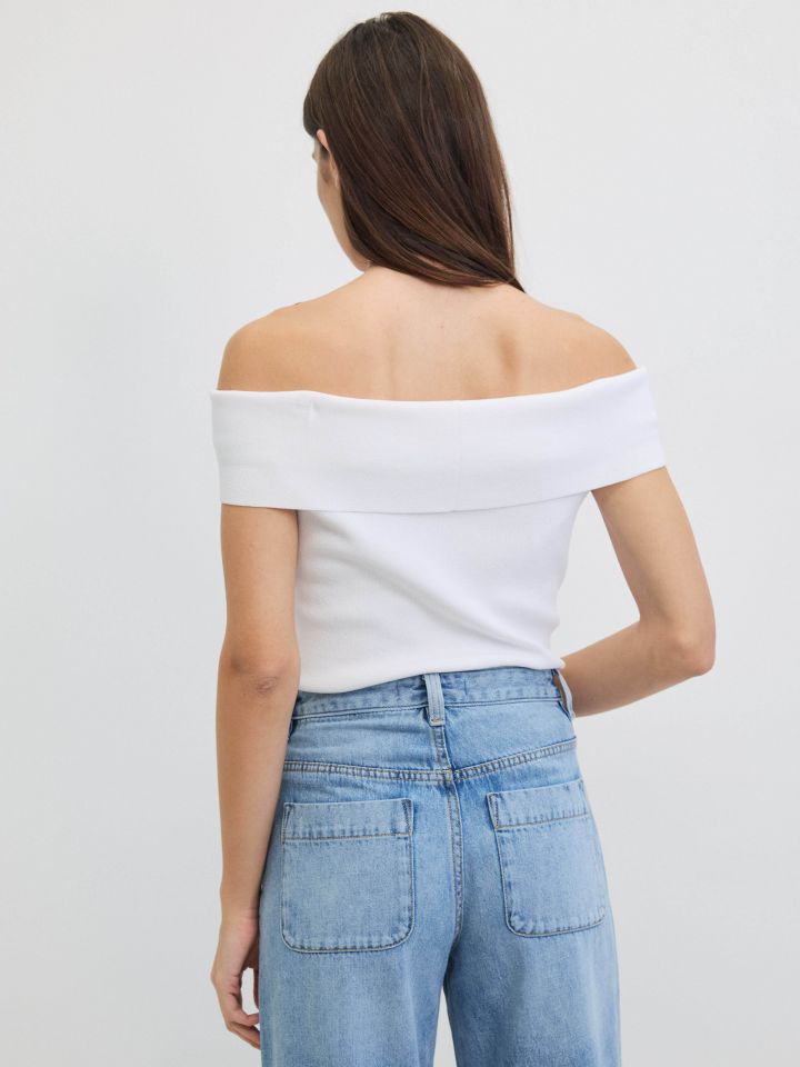 סריג וולן ALONA בצבע לבן