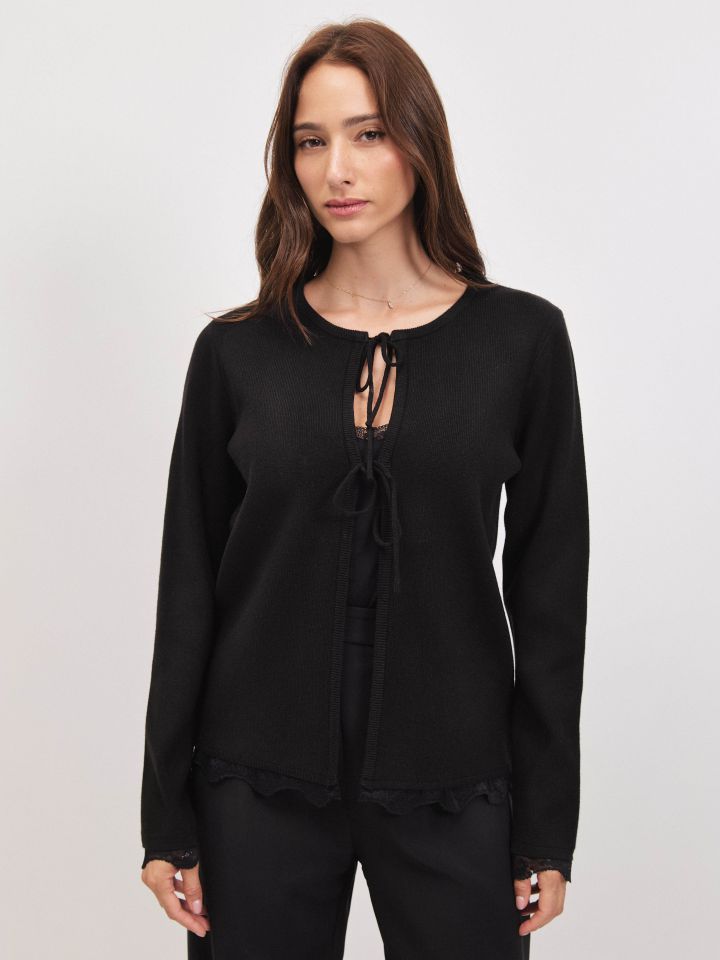 עליונית סריג קשירות תחרה בצבע שחור