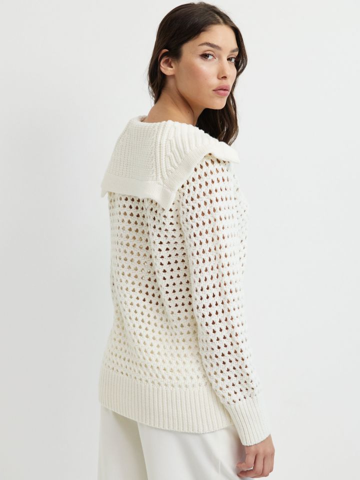 סריג רשת בצבע אופוויט