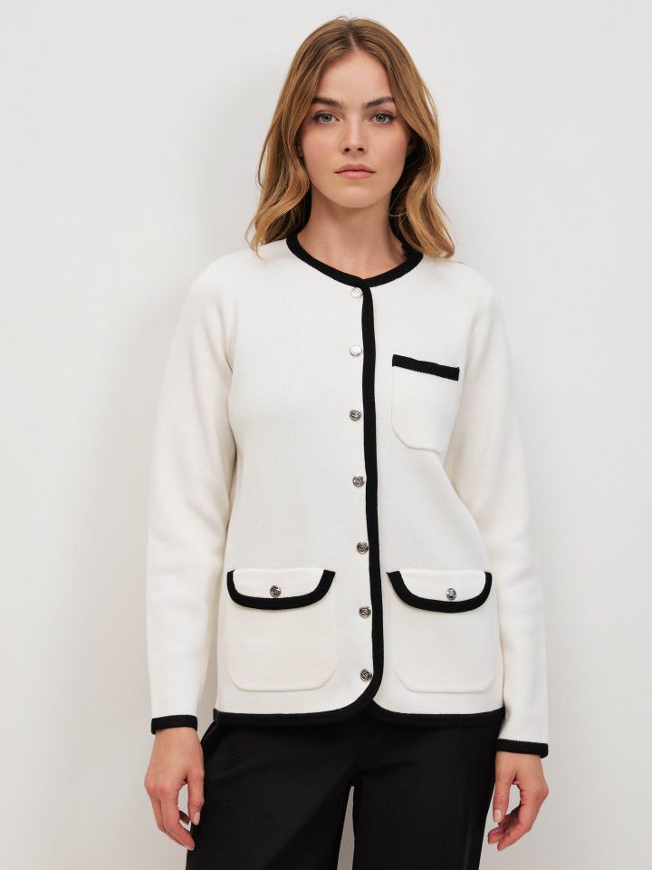 עליונית סריג שילובים בצבע אופוויט