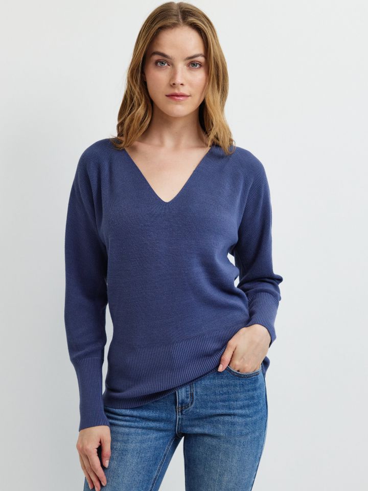 סריג V מנגטים רחבים PROMO בצבע כחול מעושן