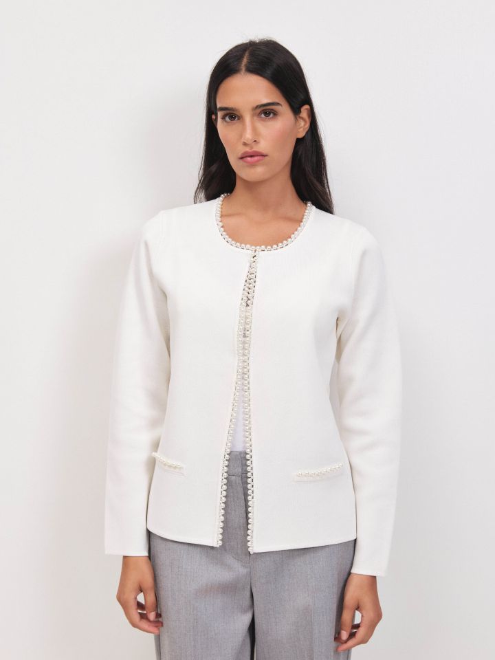 עליונית דמוי פנינים בצבע אופוויט