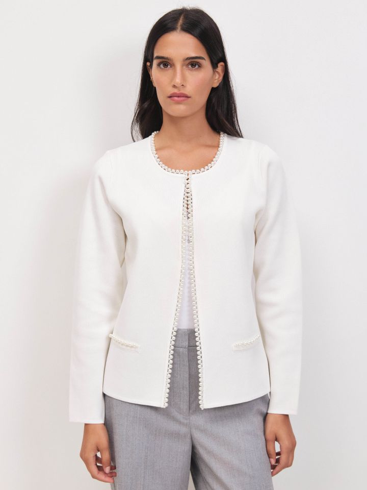 עליונית דמוי פנינים בצבע אופוויט