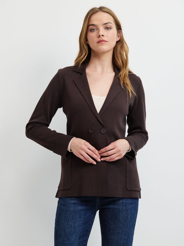 עליונית סריג כיסים בצבע חום