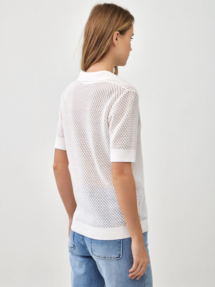 סריג רשת צוארון בצבע לבן