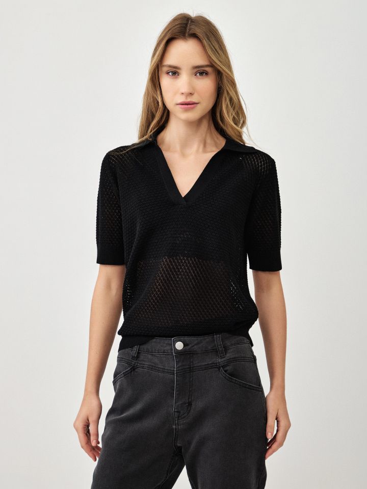 סריג רשת צוארון בצבע שחור