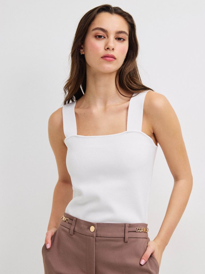 גופיה סריג NATALY בצבע לבן