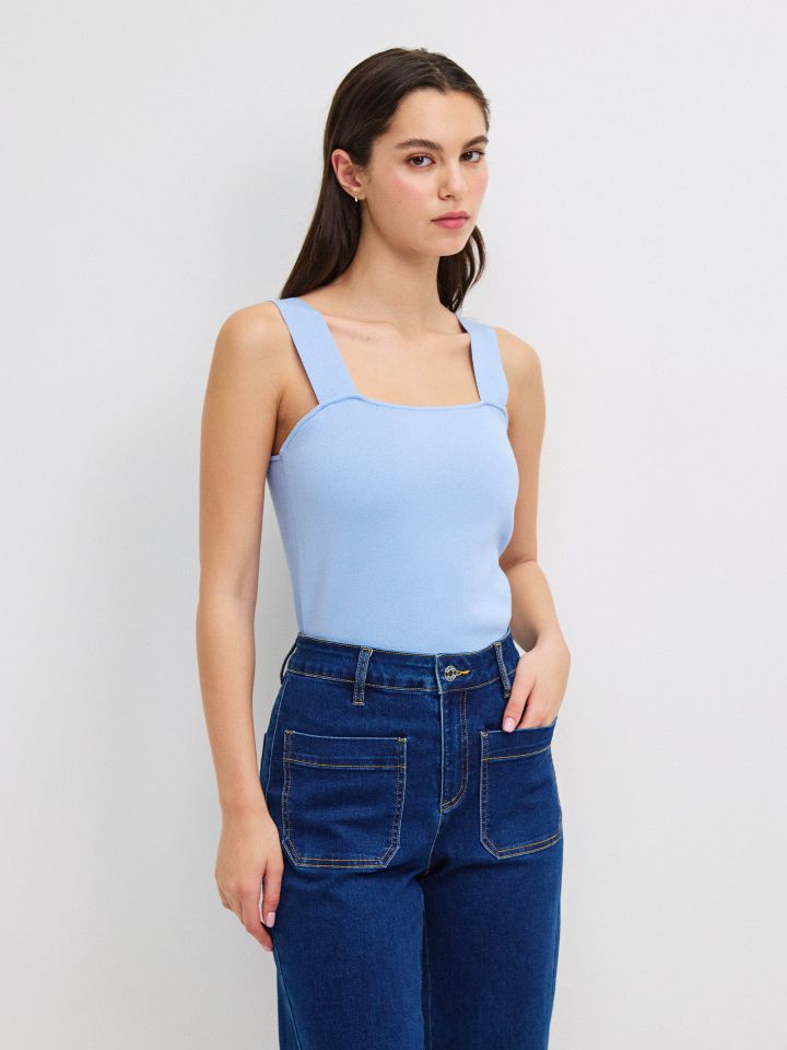 גופיה סריג NATALY בצבע תכלת