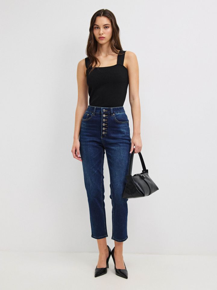 גופיה סריג NATALY בצבע שחור