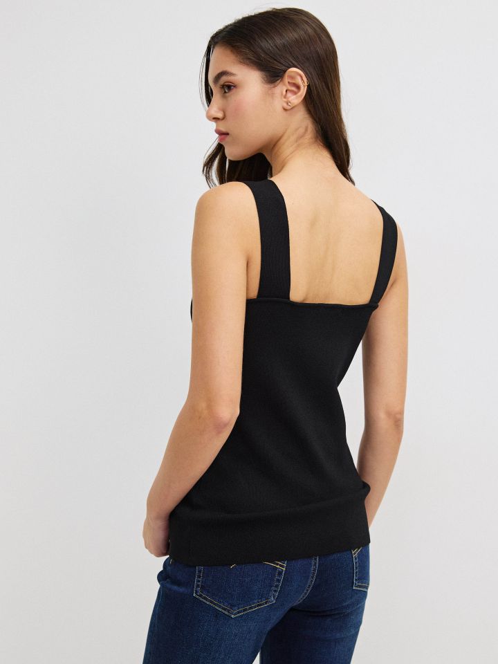 גופיה סריג NATALY בצבע שחור