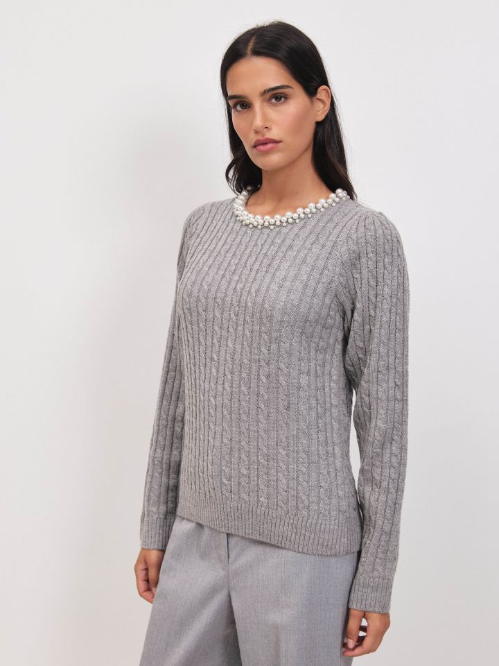 סריג פתח דמוי פנינים בצבע אפור כסף