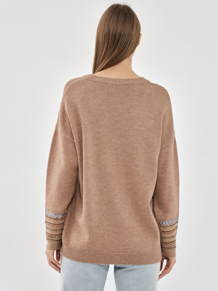 סריג חרוזים בשרוול בצבע מוקה