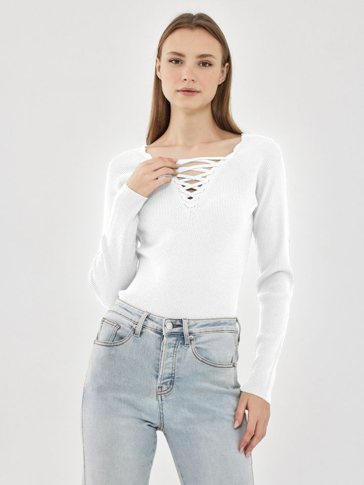 סריג פתח איקסים PROMO בצבע לבן