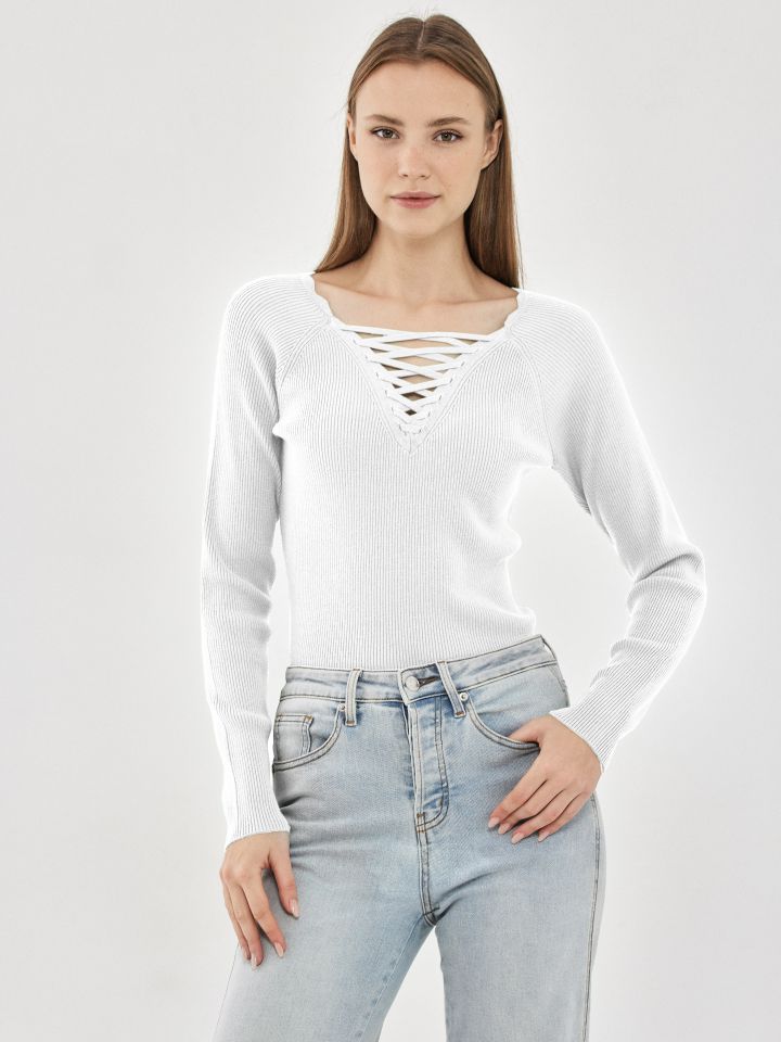 סריג פתח איקסים PROMO בצבע לבן