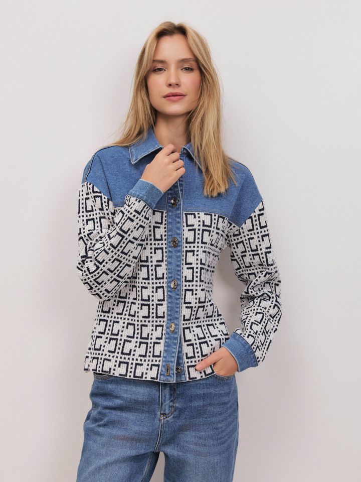 עליונית סריג שילוב ג’ינס בצבע ג’ינס בהיר