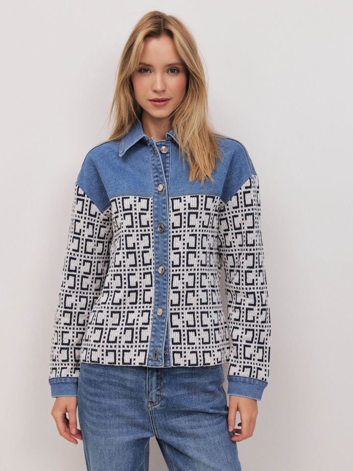 עליונית סריג שילוב ג’ינס בצבע ג’ינס בהיר