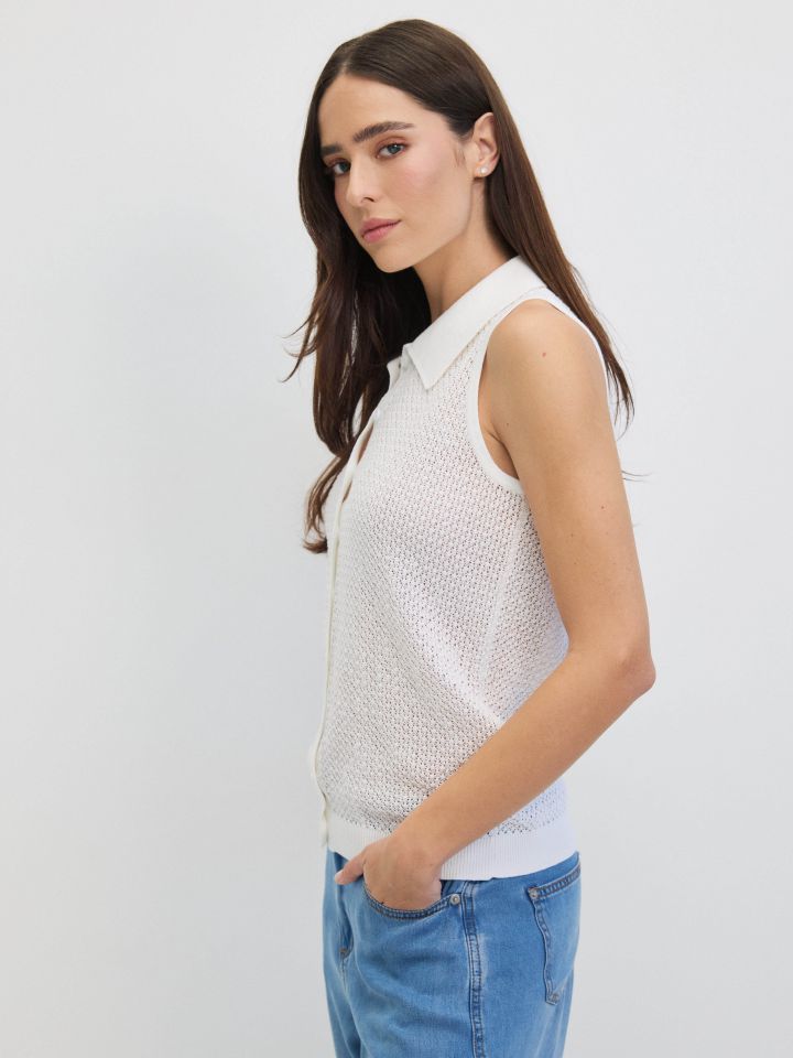 סריג צוארון רשת בצבע אופוויט