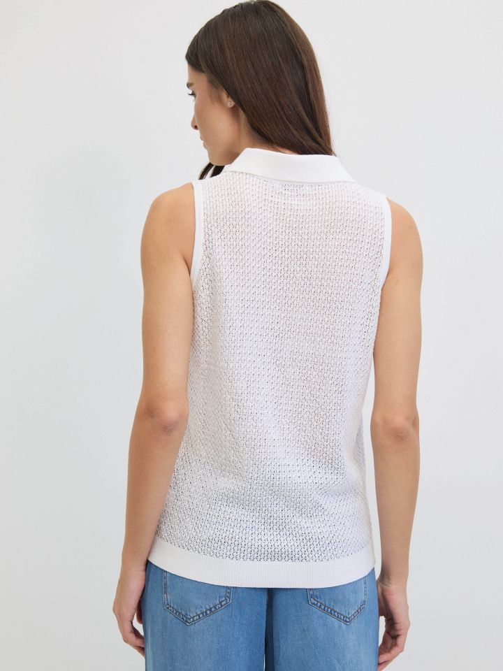 סריג צוארון רשת בצבע אופוויט