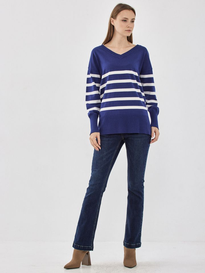 טוניקה V סריג פסים בצבע כחול ויקטוריה