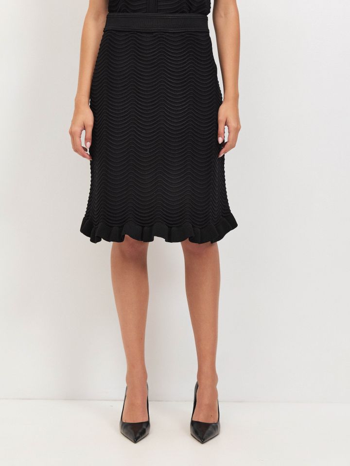 חצאית סריג SHIRAN בצבע שחור