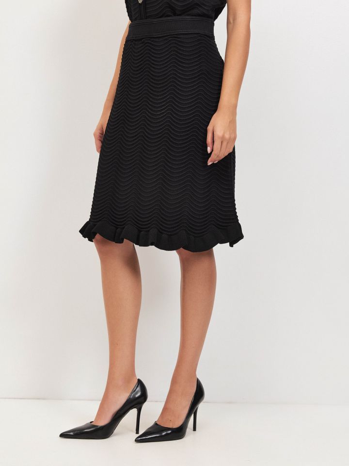 חצאית סריג SHIRAN בצבע שחור