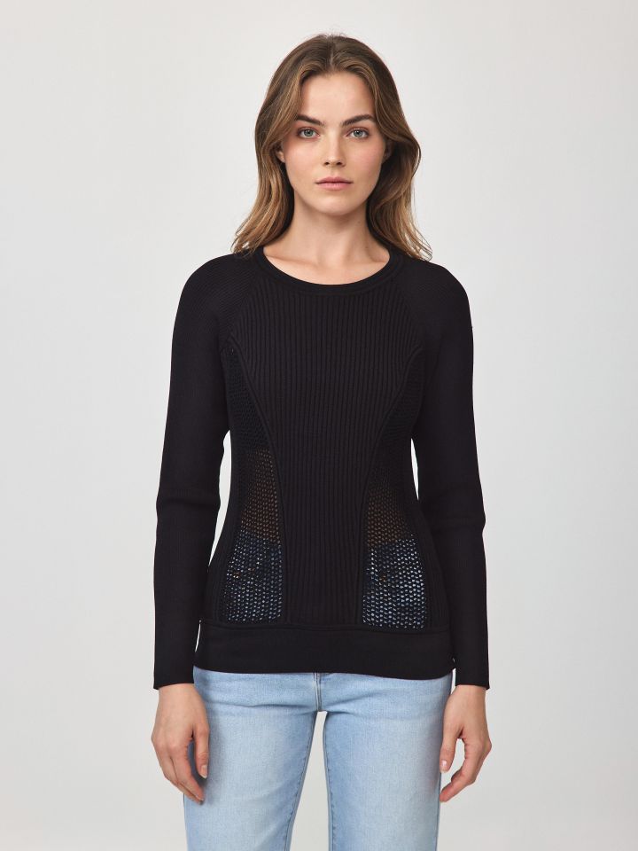 סריג שילוב סריגות דיאגונל בצבע שחור