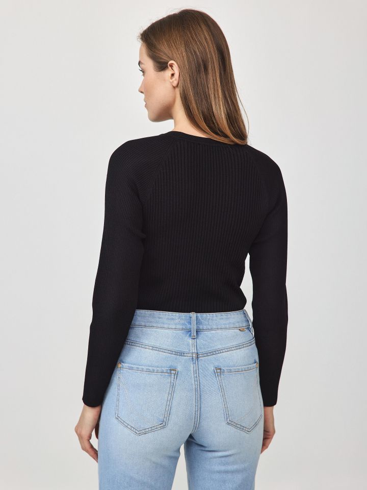 סריג שילוב סריגות דיאגונל בצבע שחור