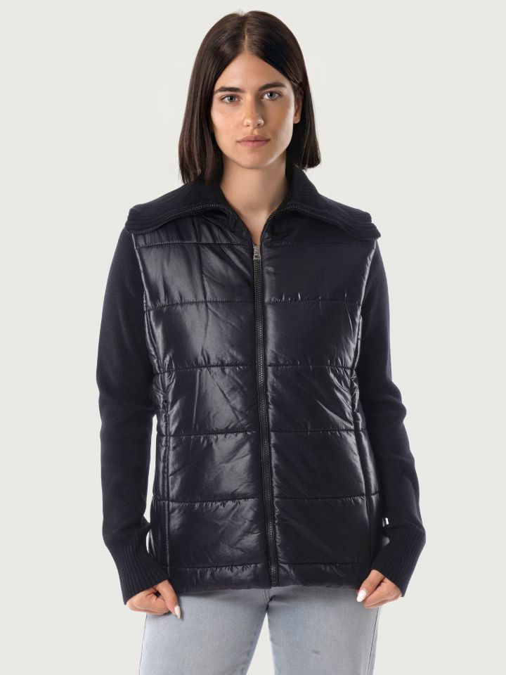 עליונית סריג SHIRA בצבע שחור