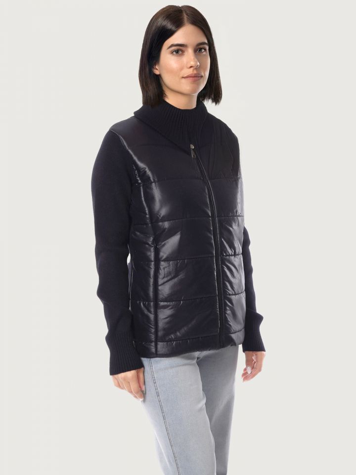 עליונית סריג SHIRA בצבע שחור