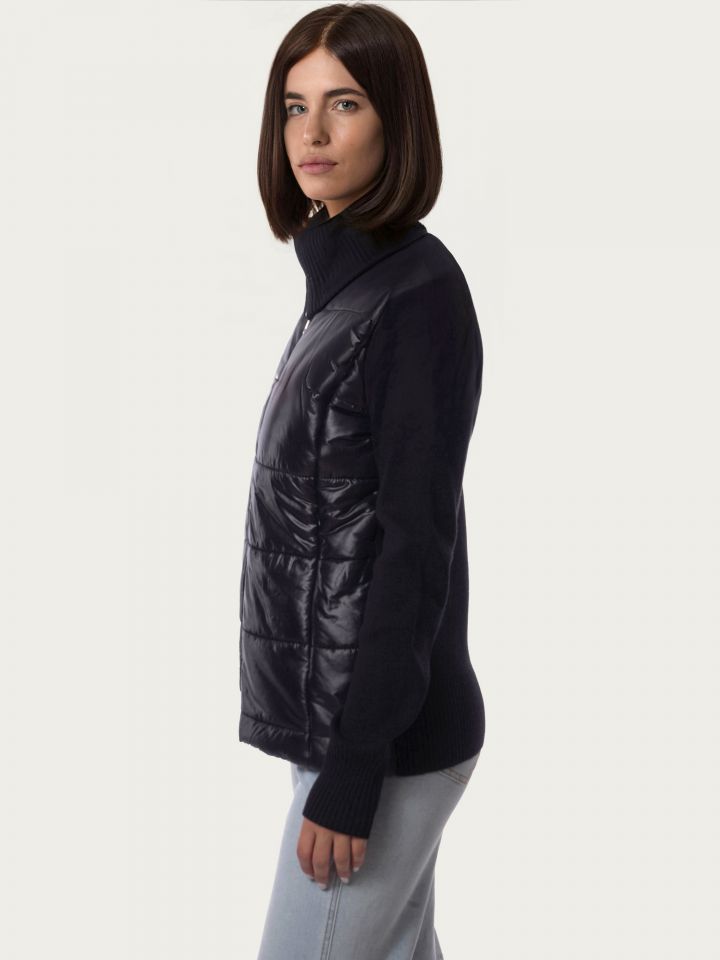 עליונית סריג SHIRA בצבע שחור