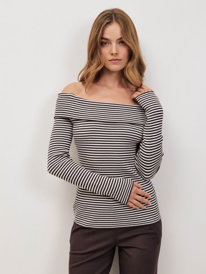 סריג כתפיים חשופות PROMO בצבע קאמל