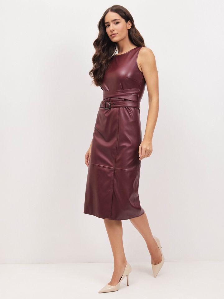 שמלה דמוי עור חגורה PARIS בצבע בורדו