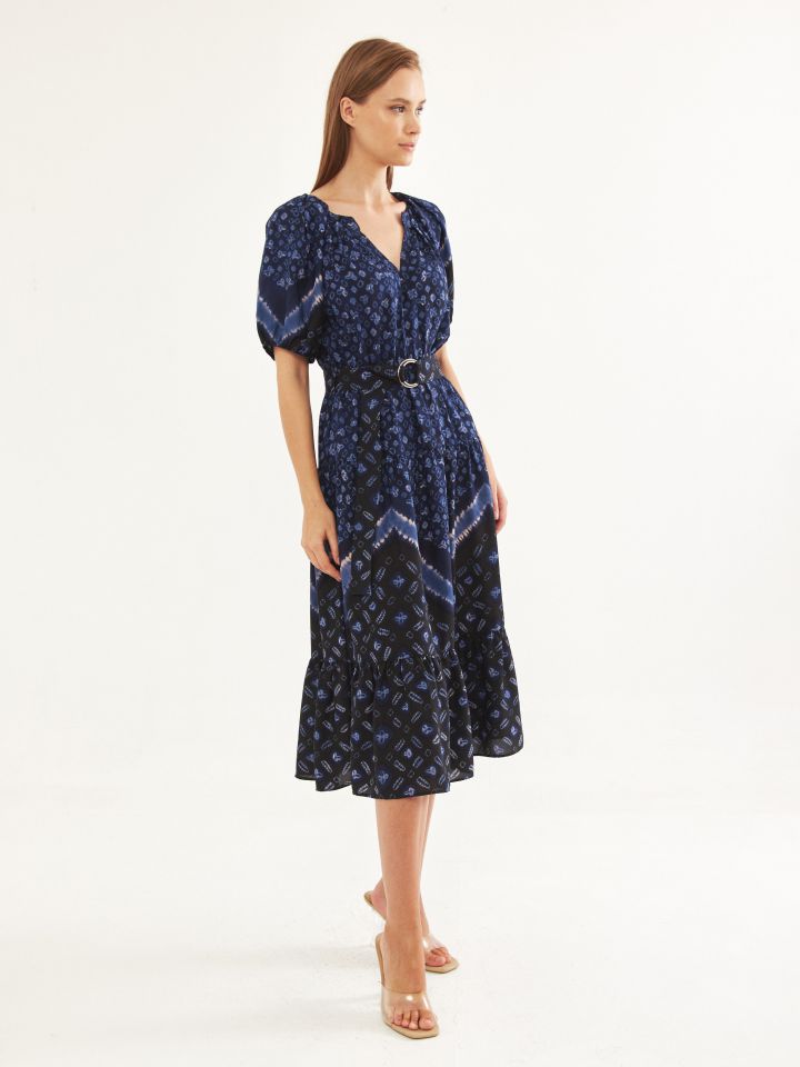 שמלה דפוס אינדיגו + חגורה בצבע כחול