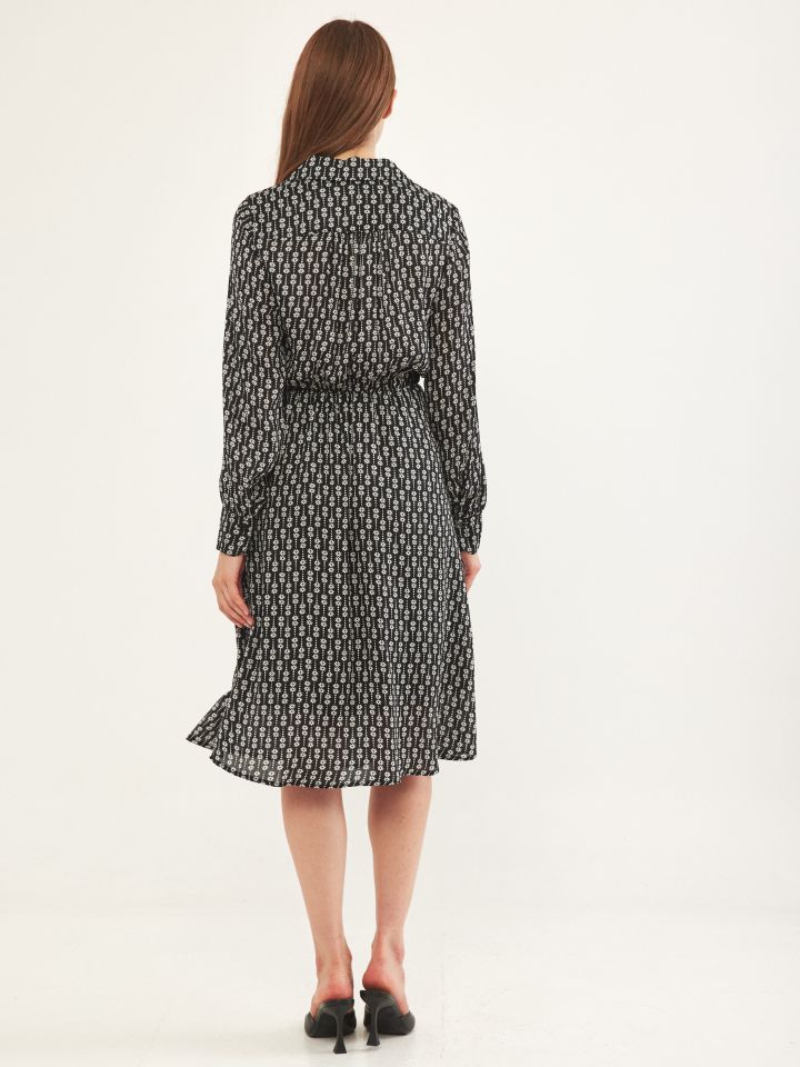 שמלה צוארון דפוס בצבע שחור/לבן