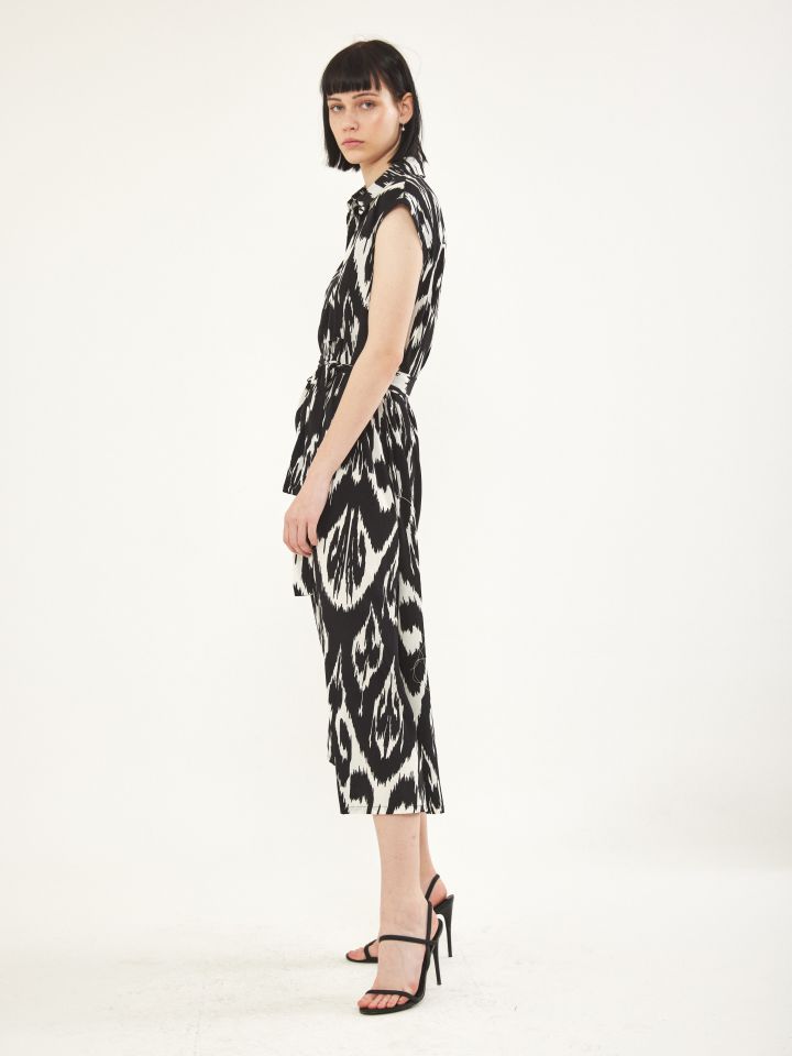 שמלה דפוס צוארון PROMO בצבע שחור/לבן