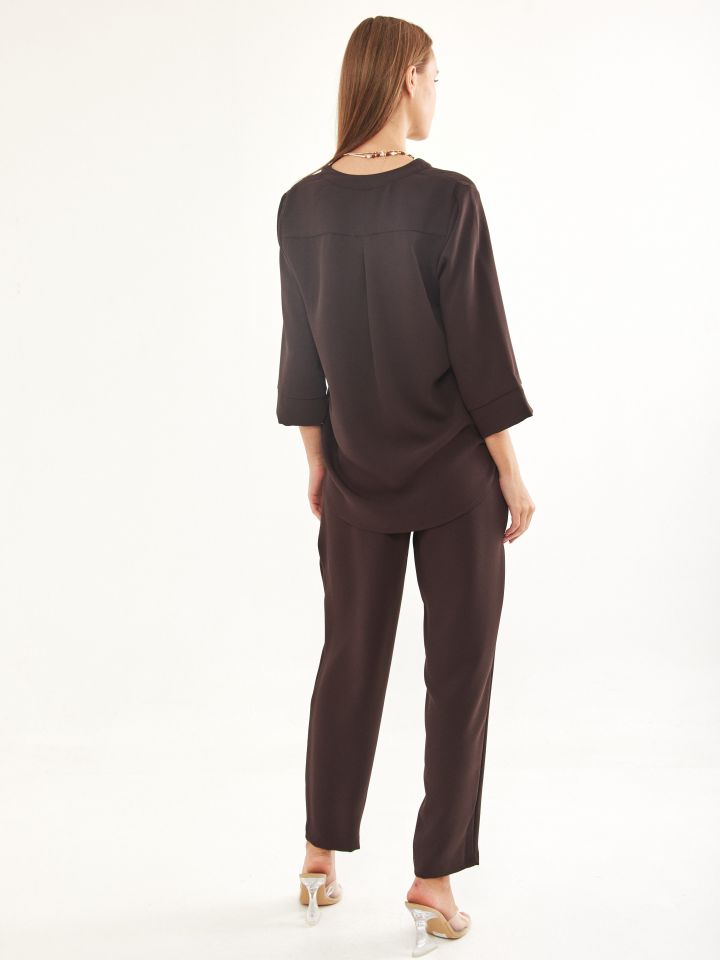 חליפת מכנסיים ROMI בצבע חום