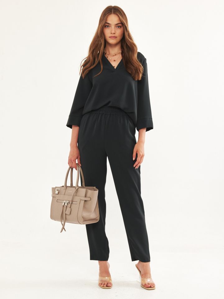 חליפת מכנסיים ROMI בצבע ירוק בקבוק