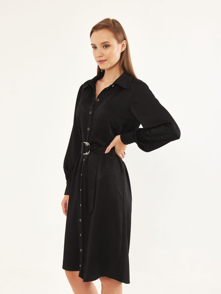 שמלה צוארון + חגורה קשירה בצבע שחור