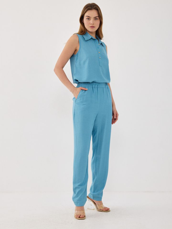 חליפת מכנסיים SHIRA בצבע תכלת