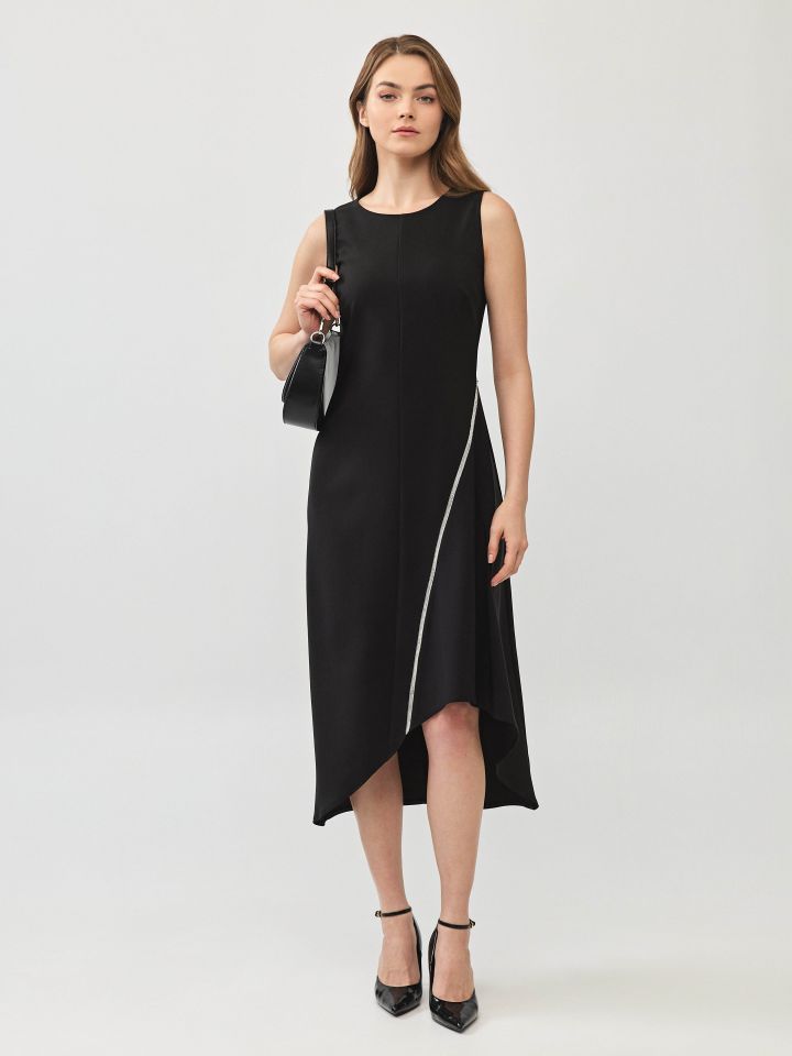 שמלה MILANO COMO בצבע שחור