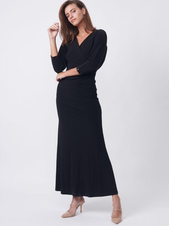 שמלה מקסי מעטפה בצבע שחור